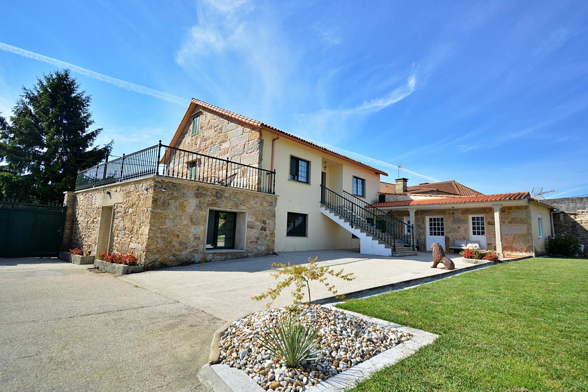 Galihost - Casa Con Enorme Jardin En Cambados 빌라 외부 사진